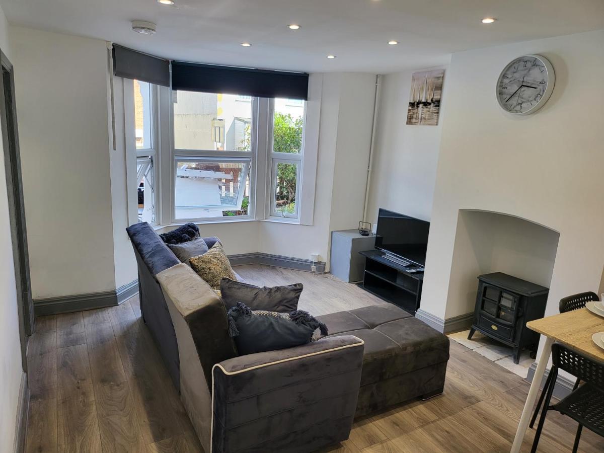 Vetrelax 4Bedroom House With Garden And Parking Colchester Exterior foto
